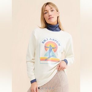 Retrobrand crewneck sweatshirt.